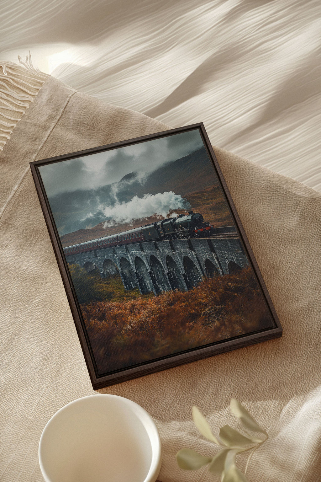 BRIDGE OF MIST, Oeuvre sur toile étirée